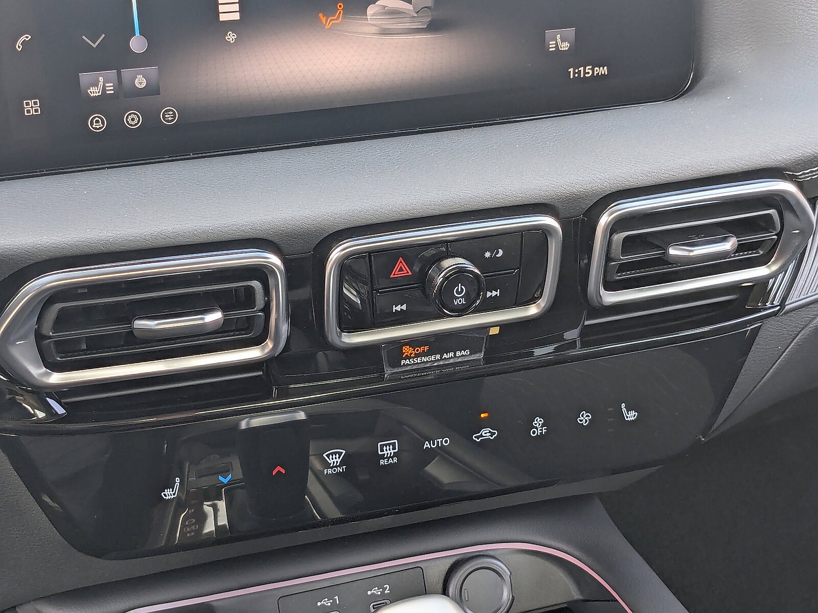 2026 Nissan Sentra SV - Photo 17