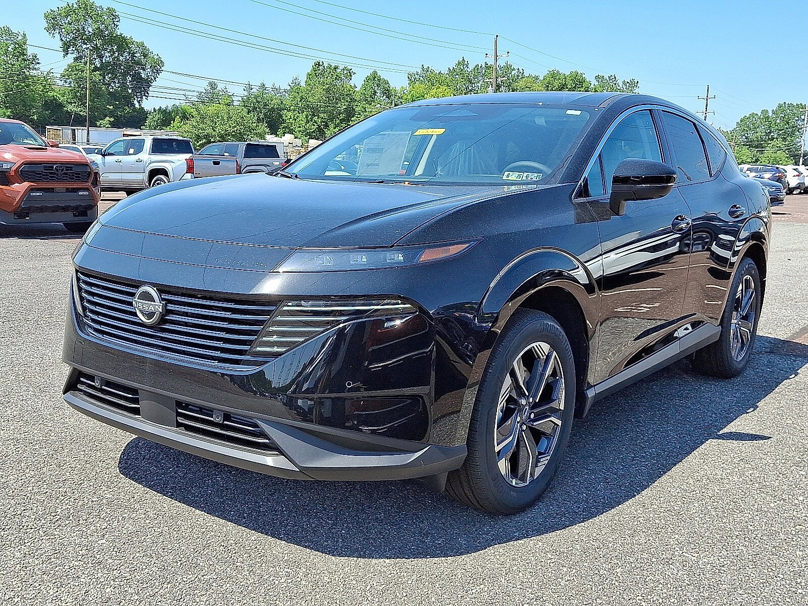 2025 Nissan Murano SL photo 2