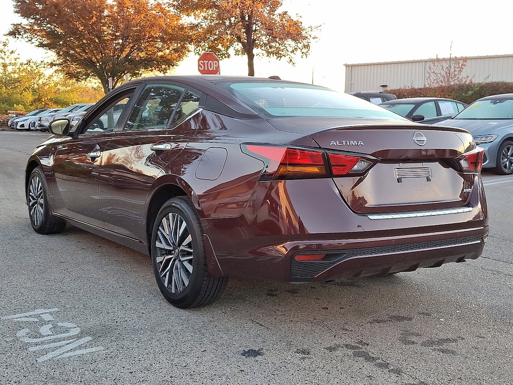 Used 2023 Nissan Altima 2.5 SV Sedan