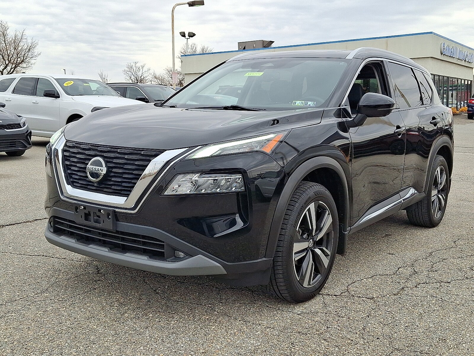 2021 Nissan Rogue SL photo 2