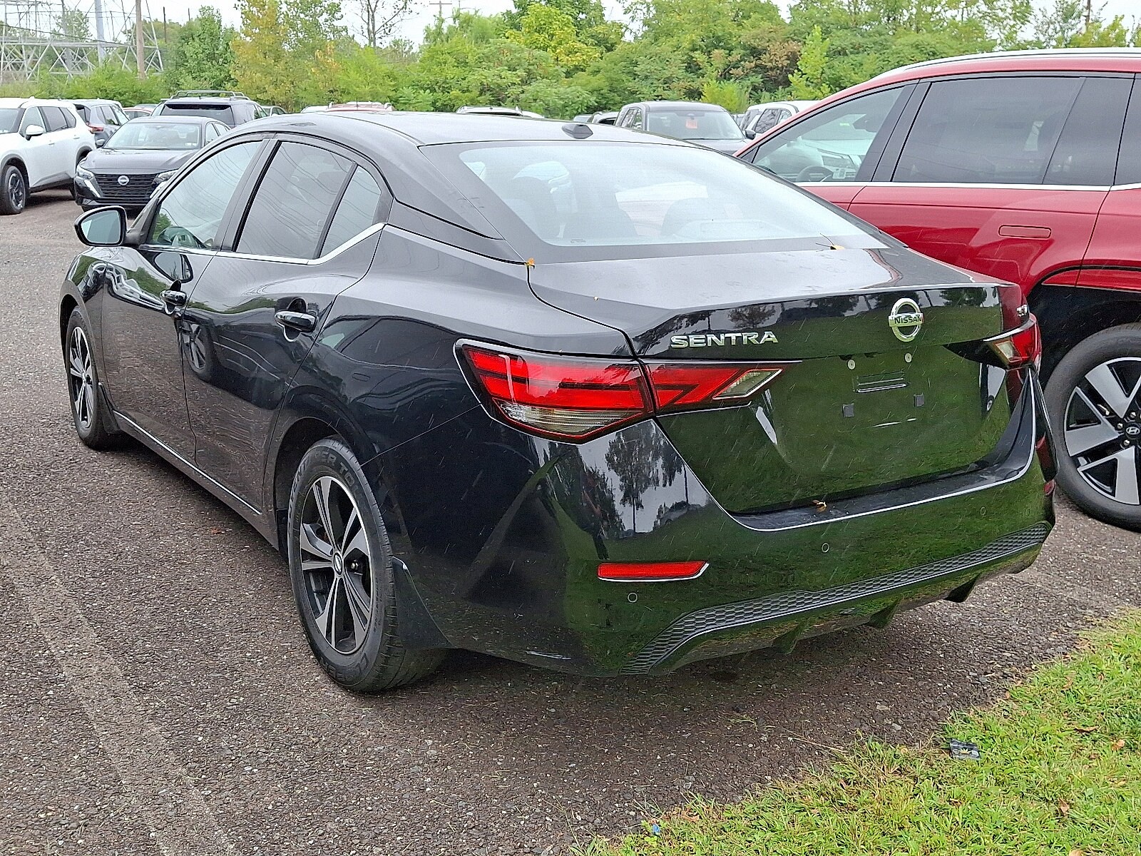 2021 Nissan Sentra SV photo 3