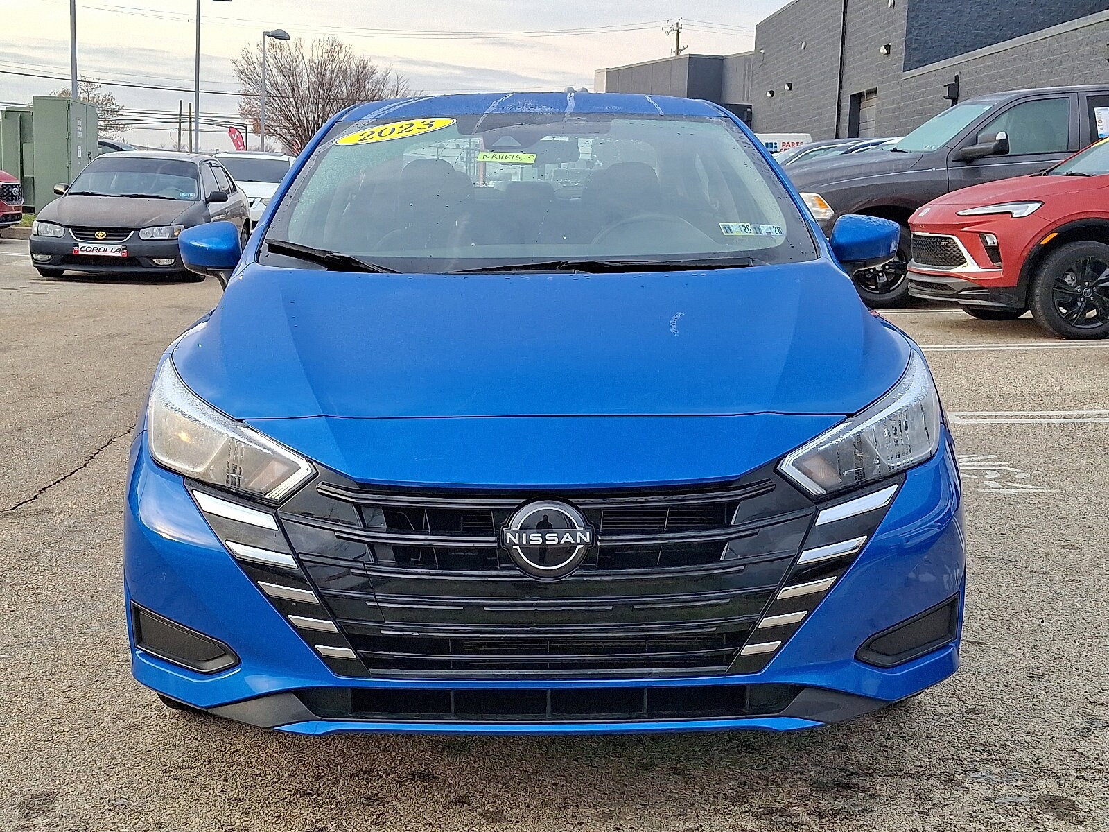 2023 Nissan Versa SV Sedan photo 2