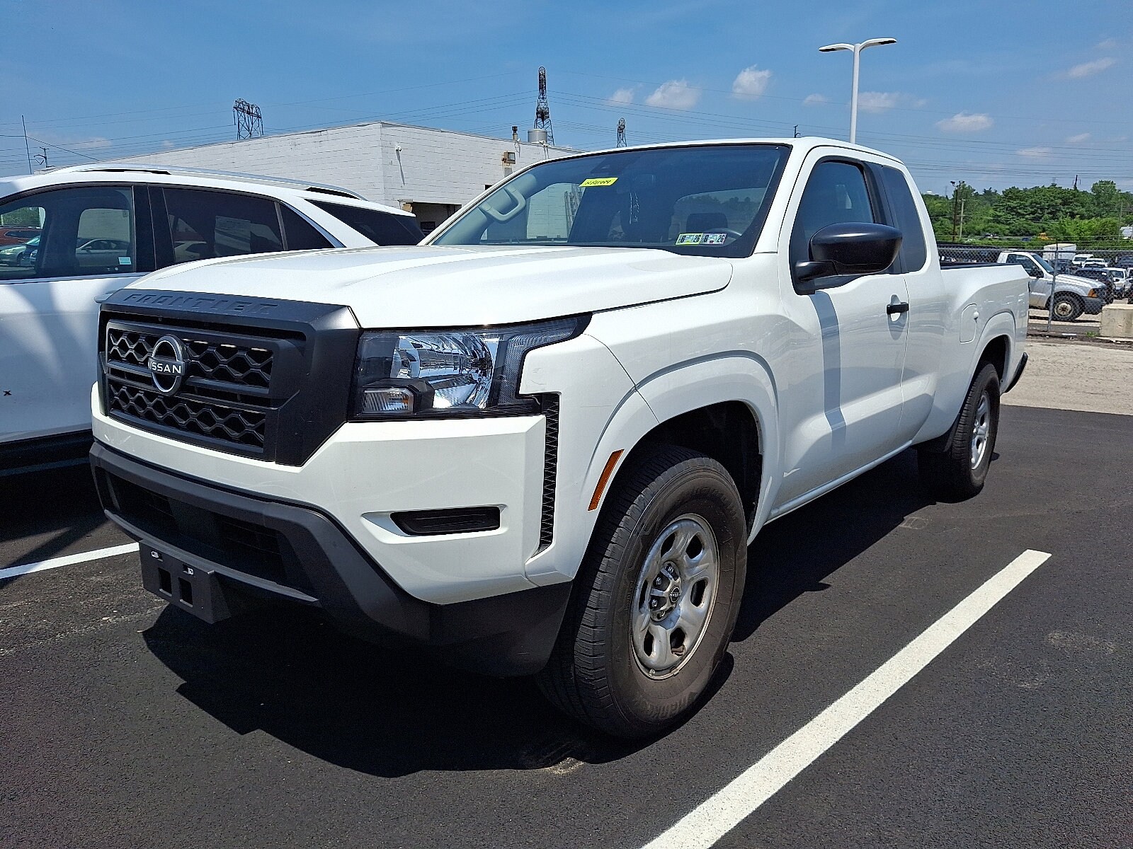 2024 Nissan Frontier S King Cab photo 2