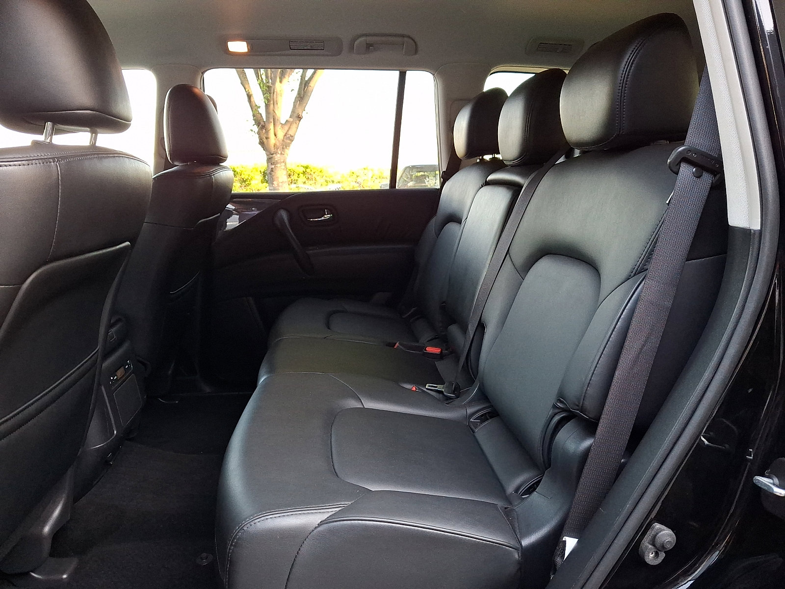 2023 Nissan Armada SV - Photo 11