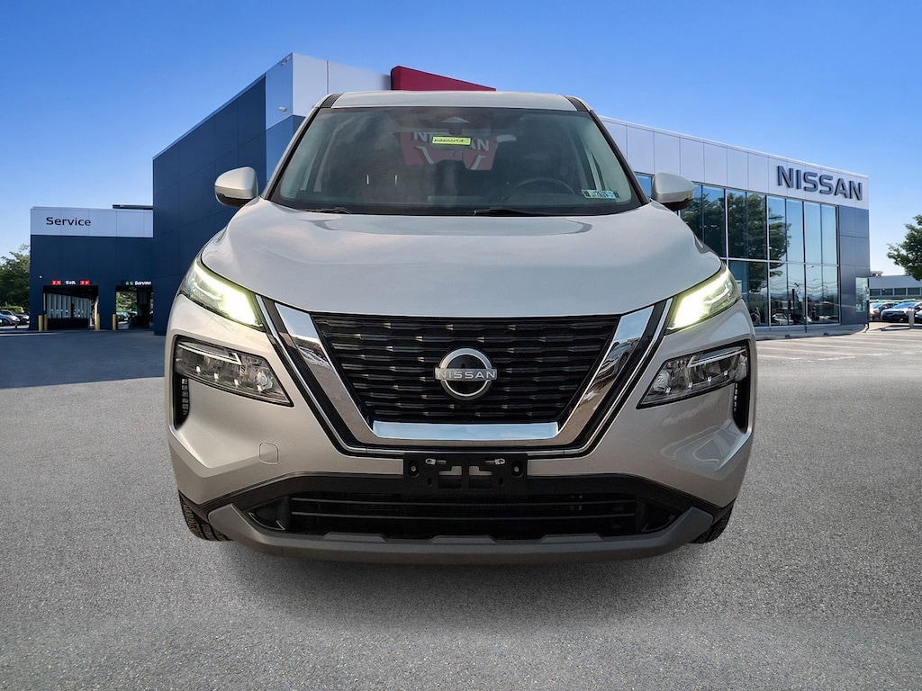 Certified 2022 Nissan Rogue SV SUV