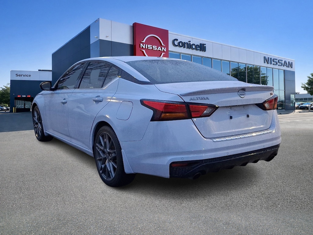 Used 2023 Nissan Altima 2.0 SR Sedan