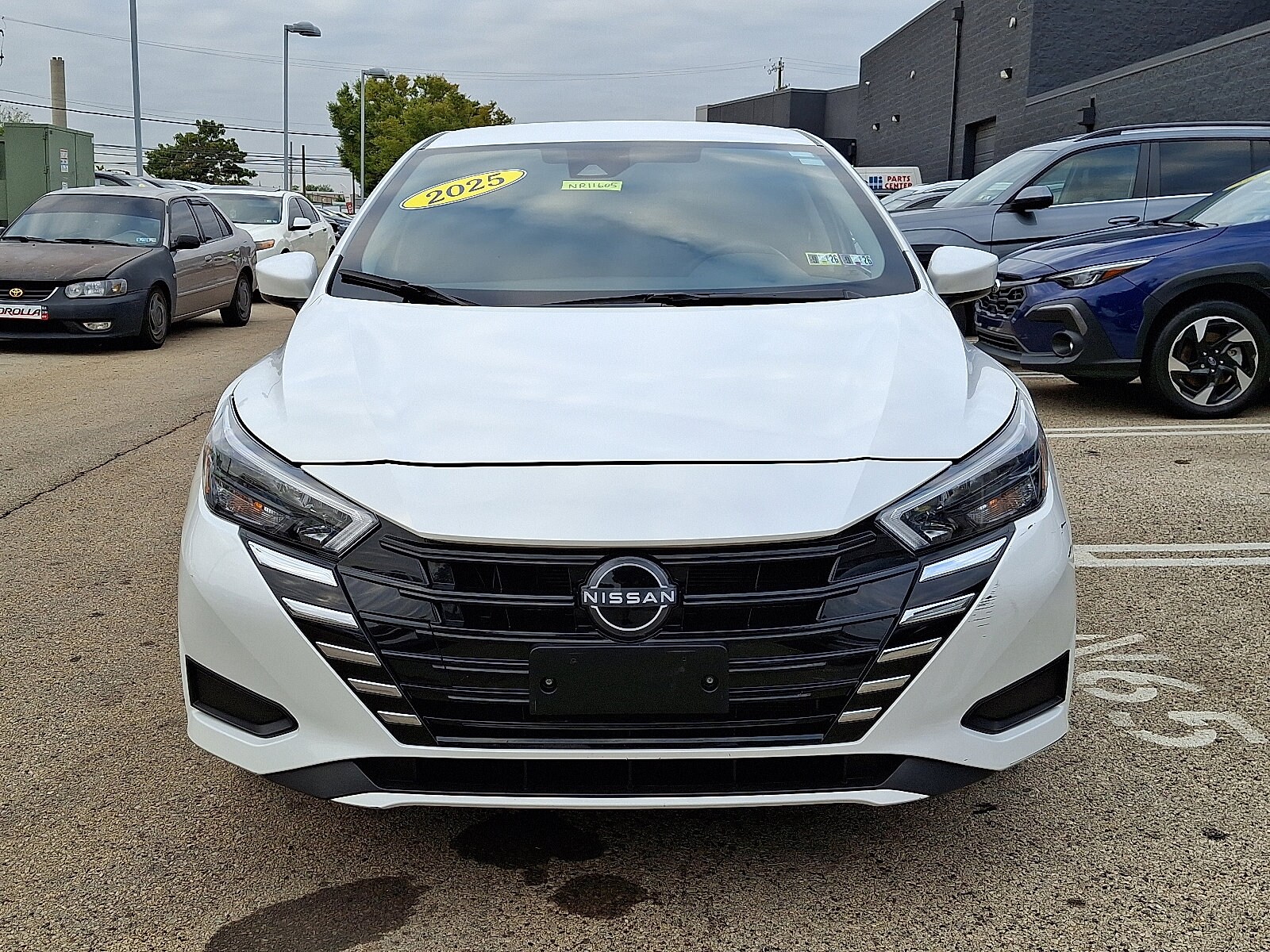 2025 Nissan Versa SV Sedan photo 2