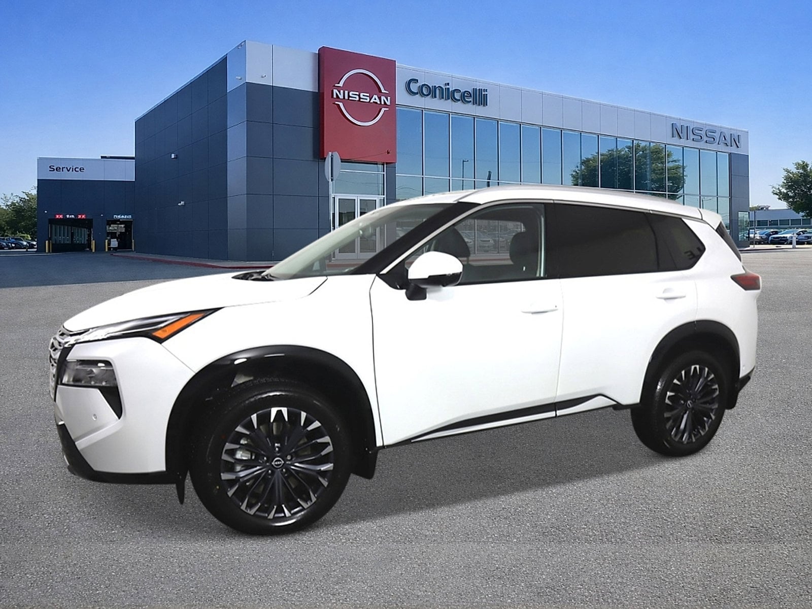 2026 Nissan Rogue Platinum - Photo 2