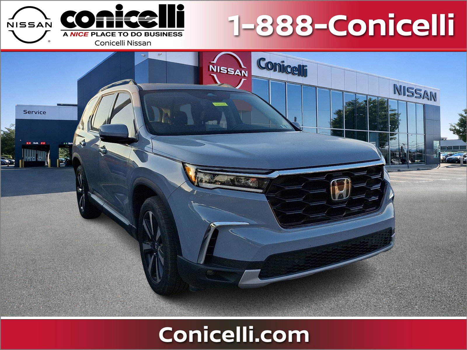 2025 Honda Pilot Touring AWD's photo