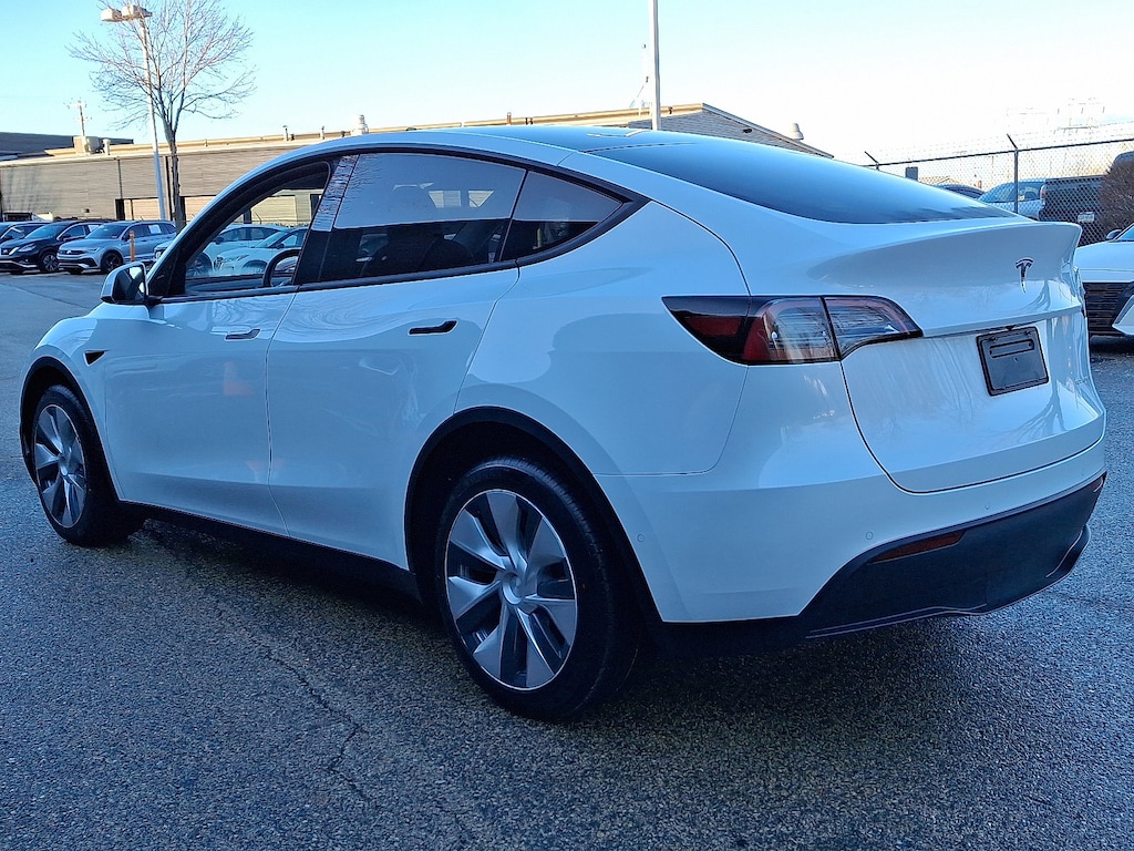 Used 2022 Tesla Model Y Long Range SUV