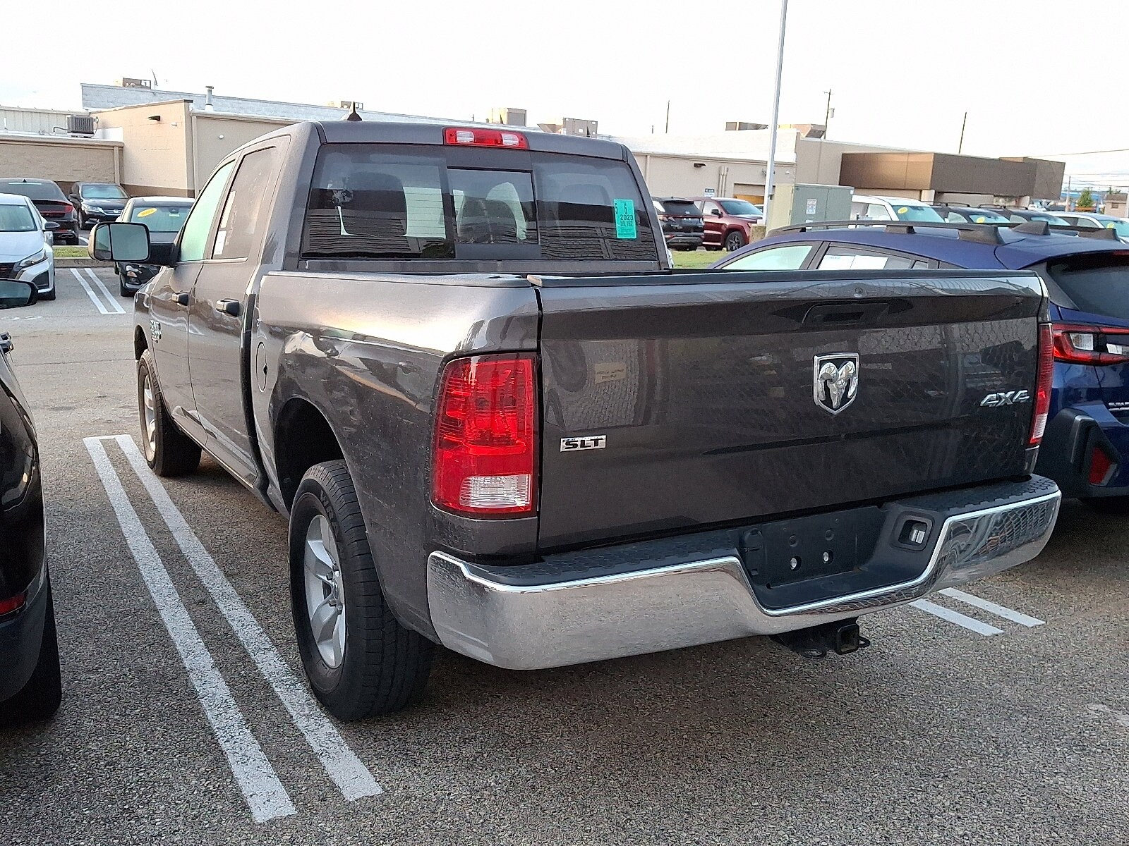 2023 Ram 1500 Classic SLT photo 4