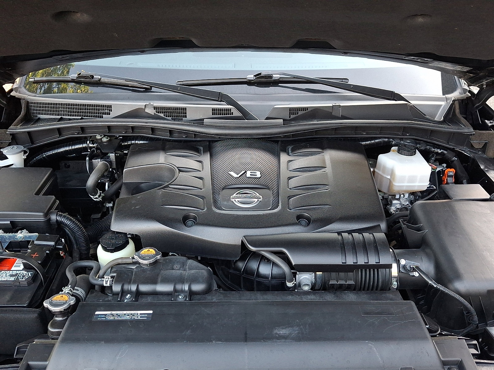 2023 Nissan Armada SV - Photo 29