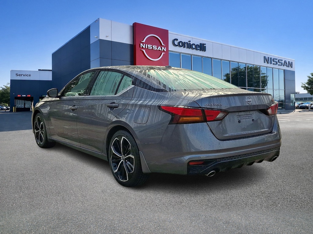 Used 2024 Nissan Altima 2.5 SR Sedan