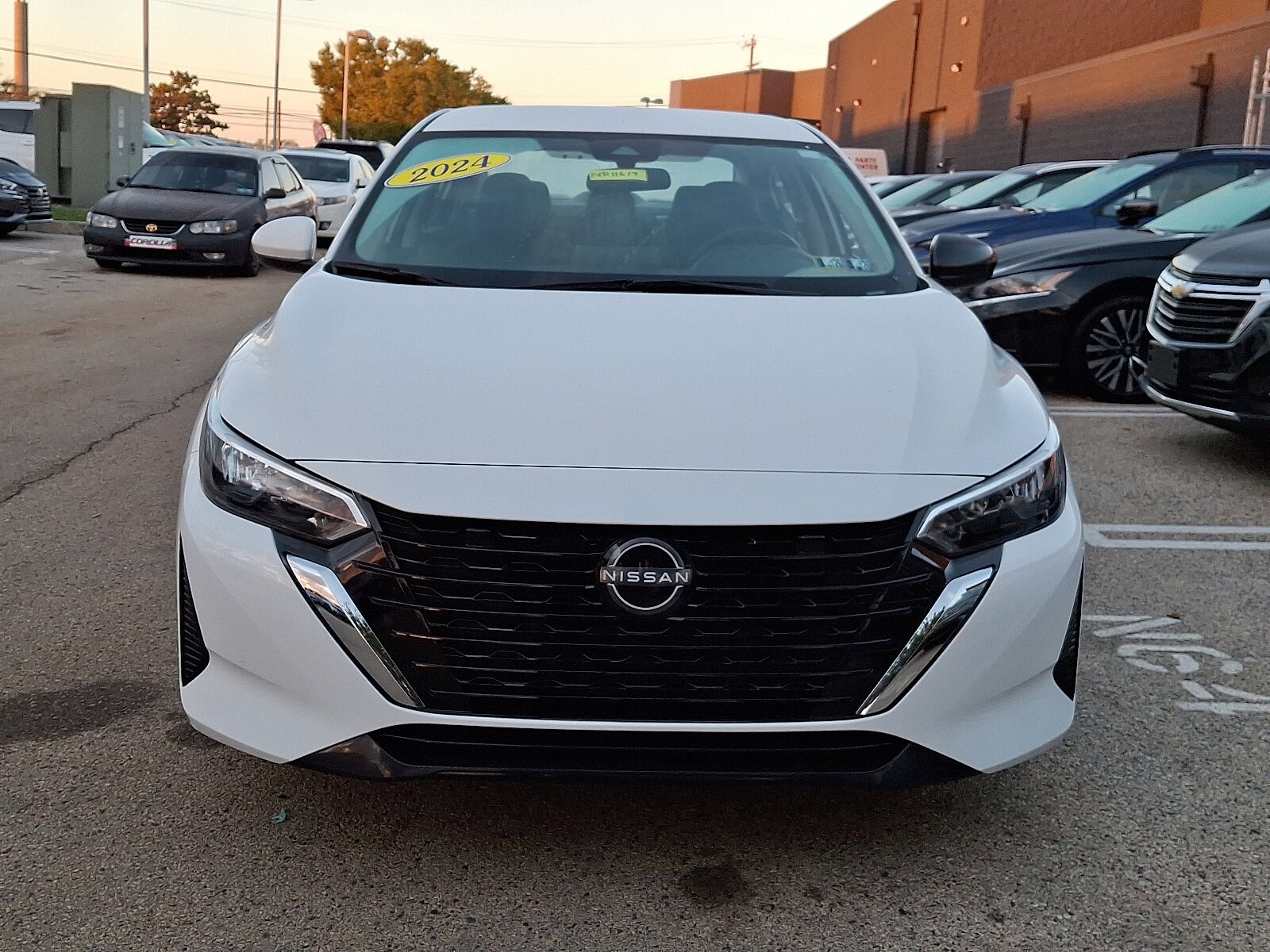 2024 Nissan Sentra SV photo 2