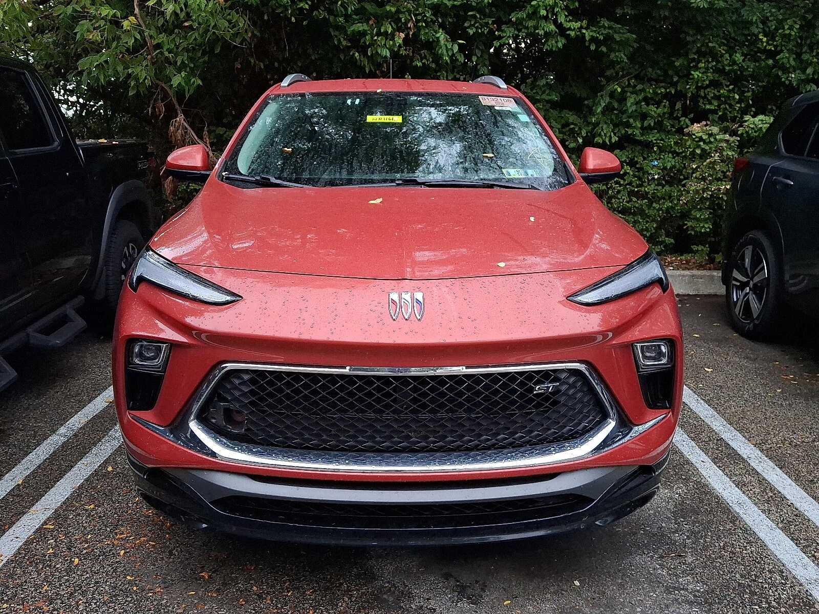 2024 Buick Encore GX Sport Touring photo 2