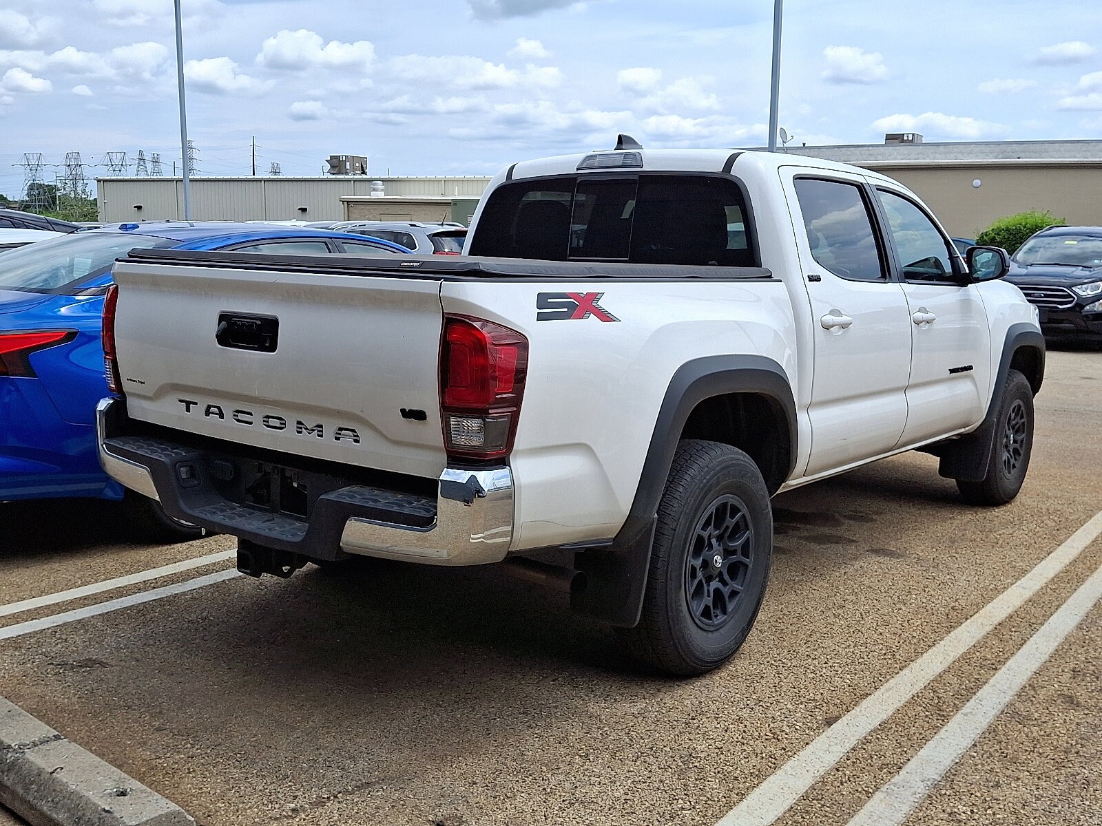 2023 Toyota Tacoma SR5 photo 4