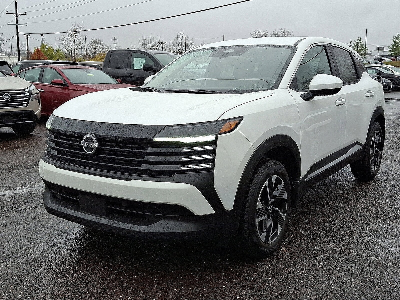 2025 Nissan Kicks SV photo 2