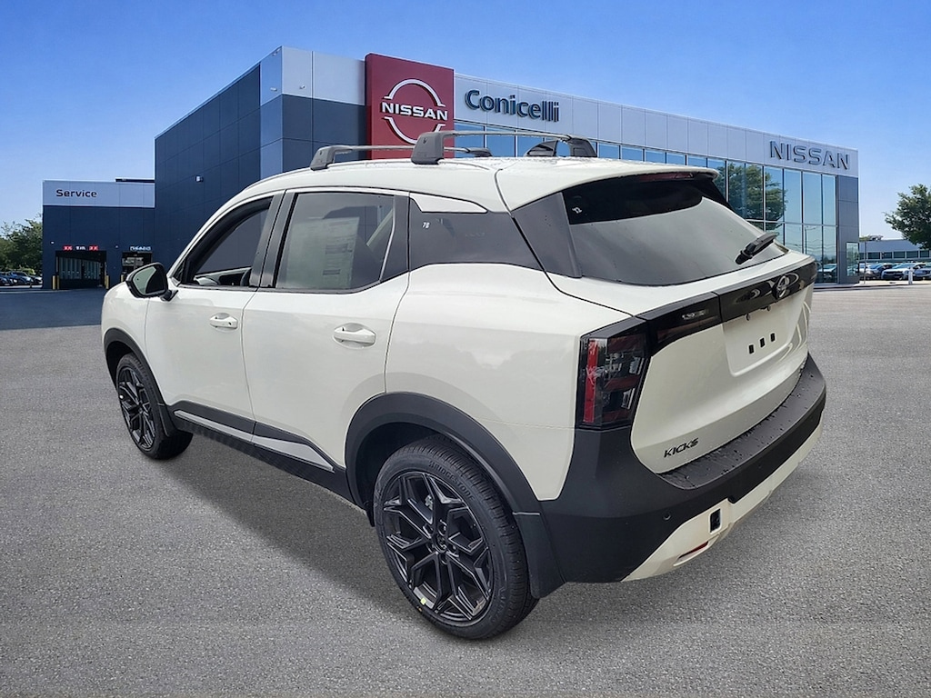 New 2026 Nissan Kicks SR SUV