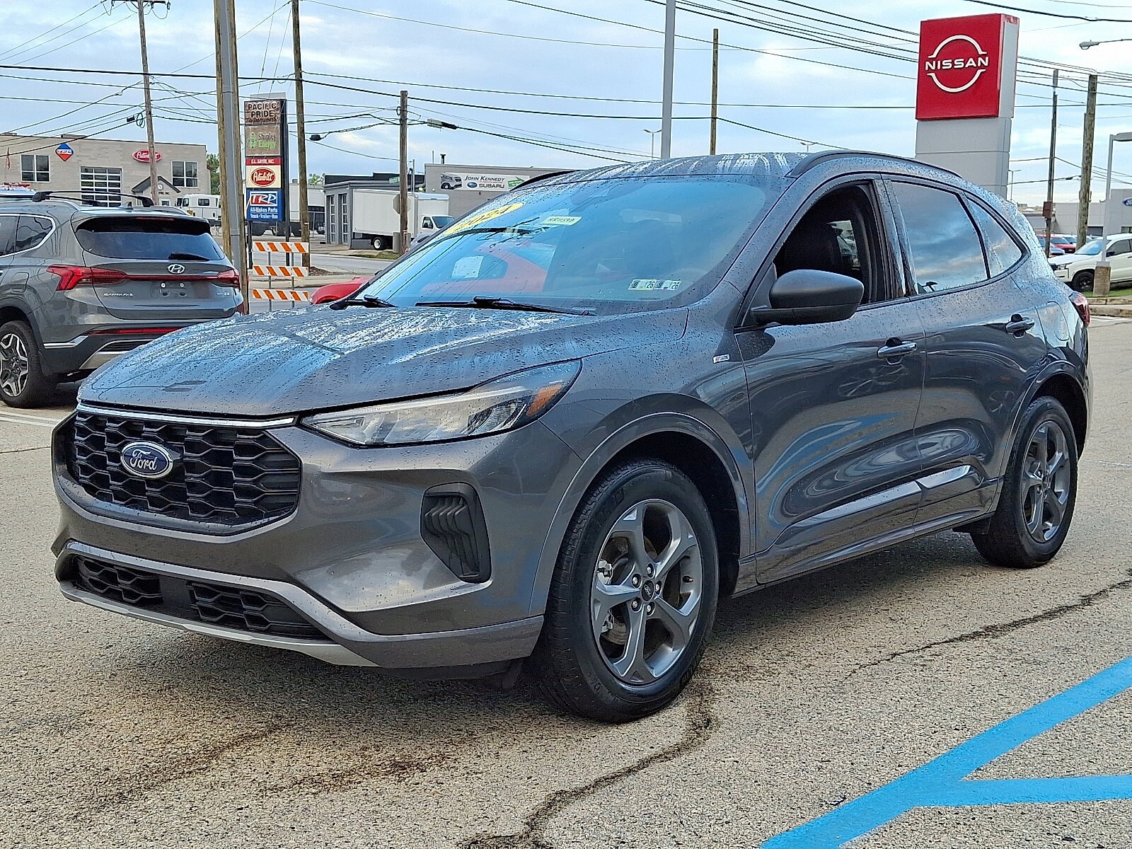 2024 Ford Escape ST-Line photo 3