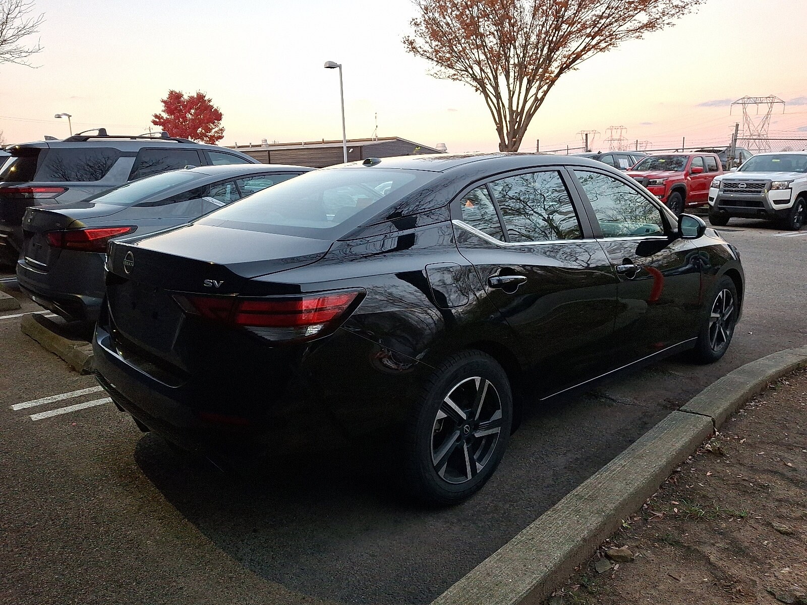 2024 Nissan Sentra SV photo 3