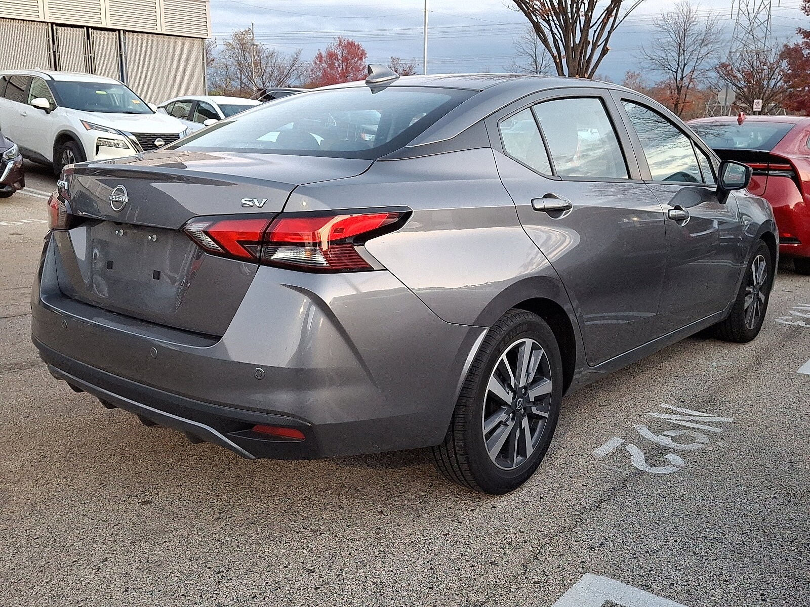2023 Nissan Versa SV Sedan photo 4