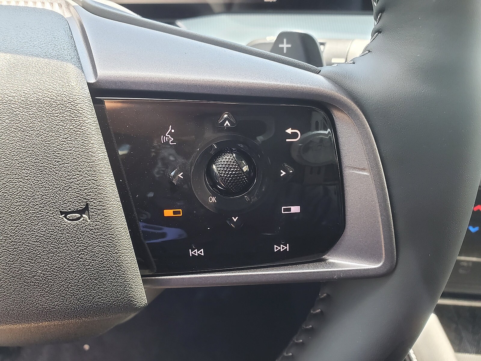 2025 Nissan Murano SL - Photo 20