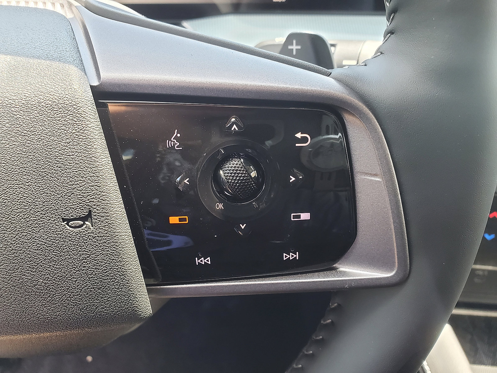2025 Nissan Murano SL - Photo 20