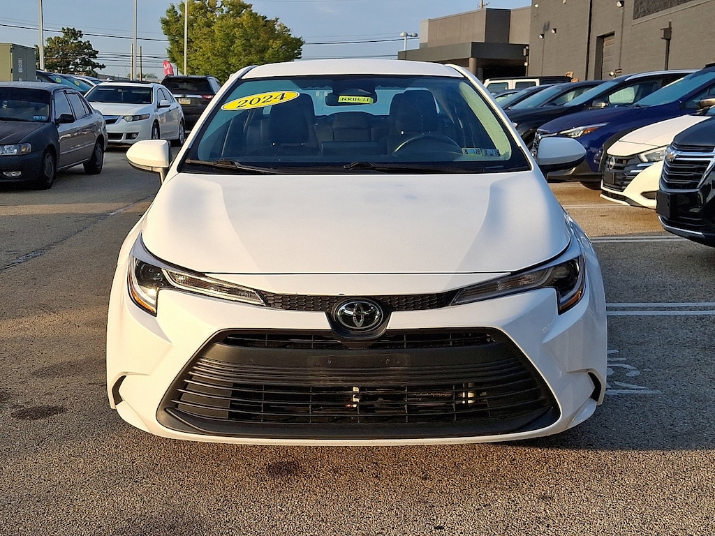 Used 2024 Toyota Corolla LE Sedan