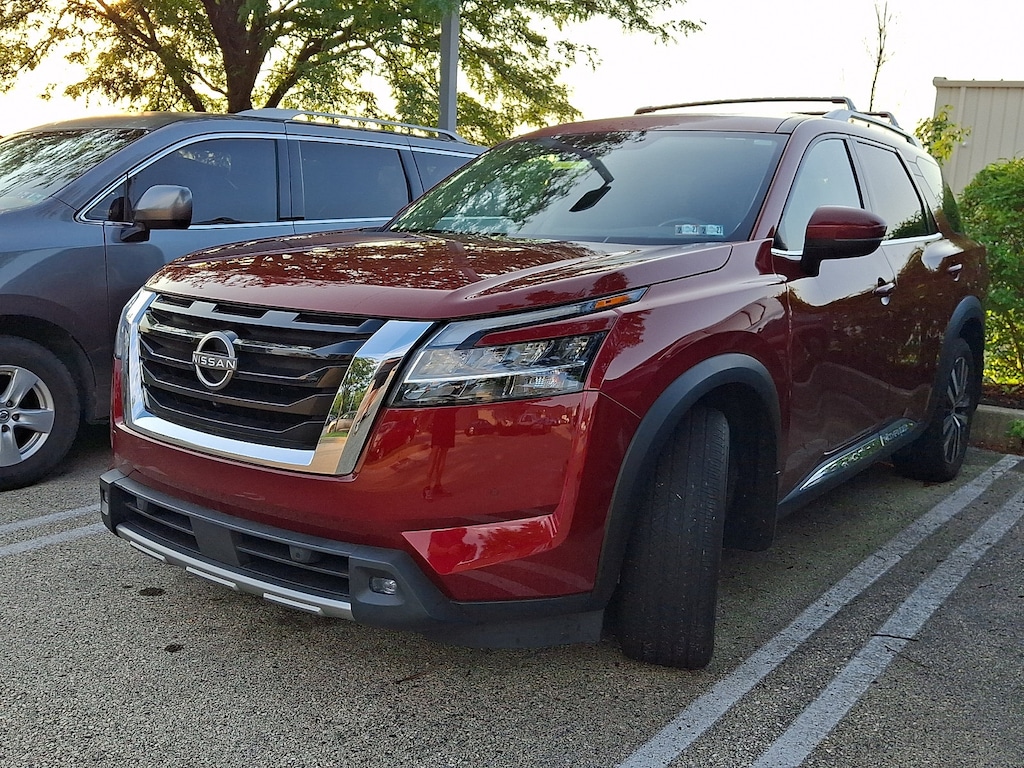 Certified 2022 Nissan Pathfinder Platinum SUV