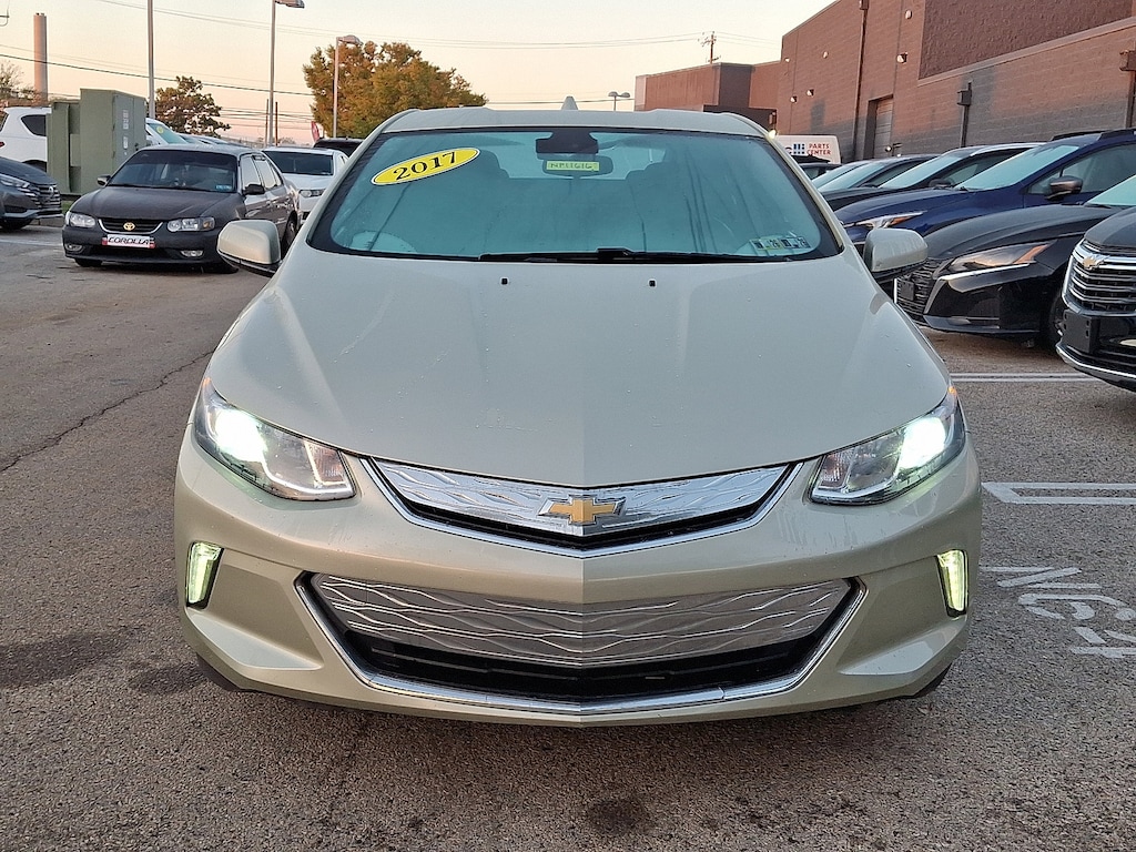 Used 2017 Chevrolet Volt LT Hatchback