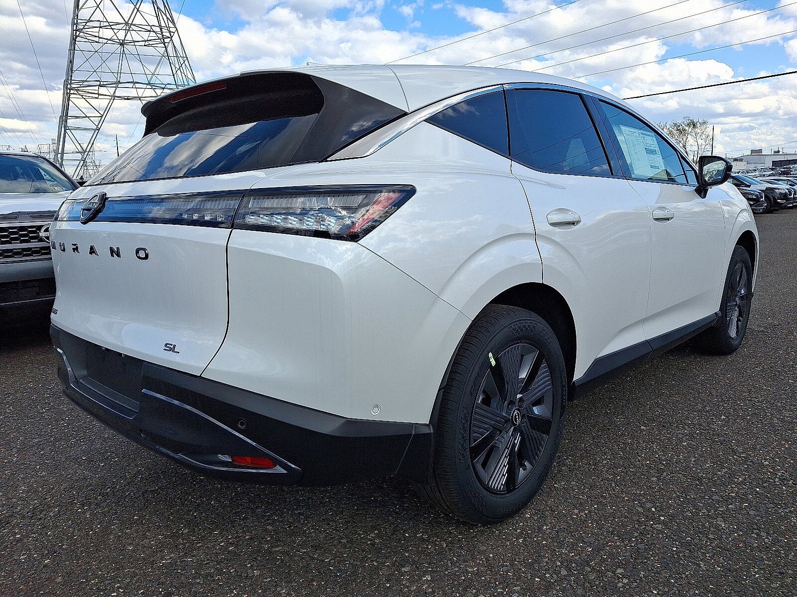 2025 Nissan Murano SL photo 3