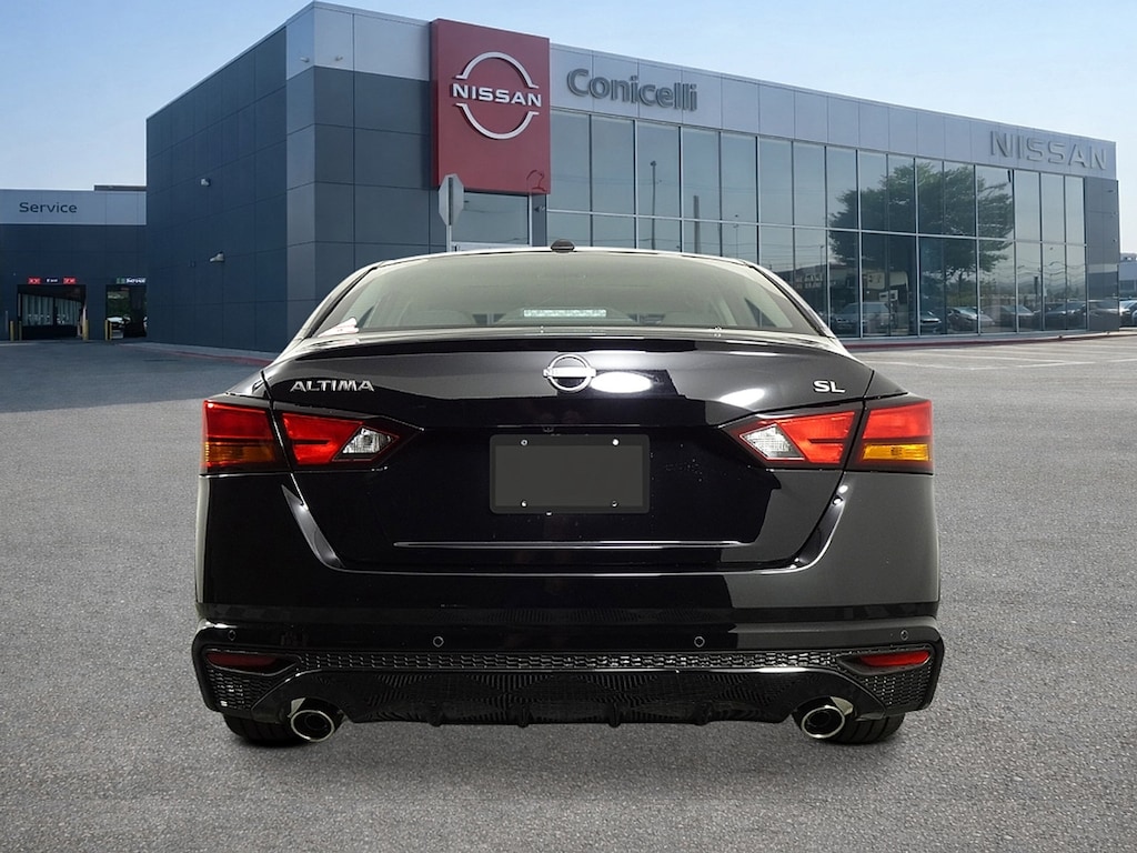 New 2025 Nissan Altima SL Sedan