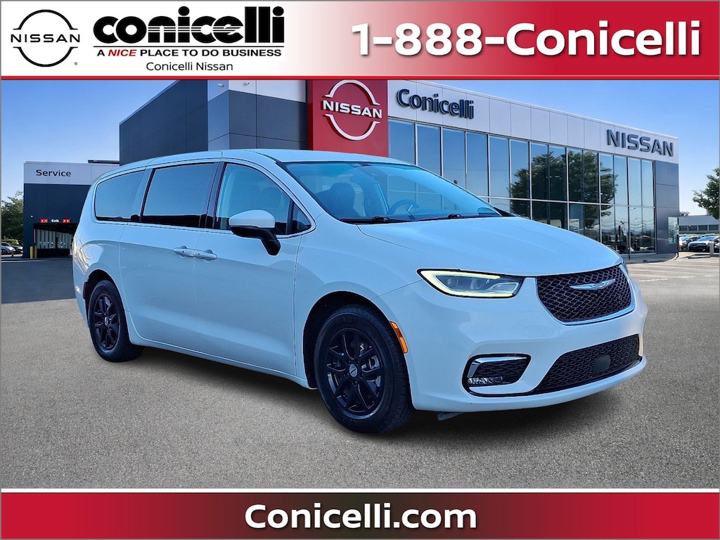 Used 2023 Chrysler Pacifica Touring L Van Passenger Van