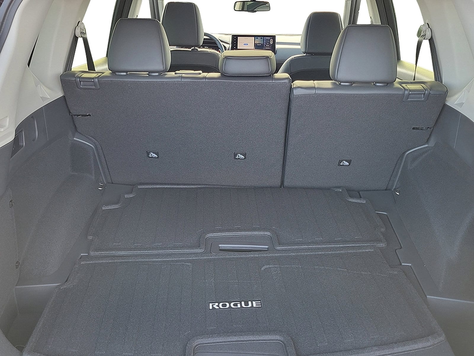 2025 Nissan Rogue Platinum - Photo 13