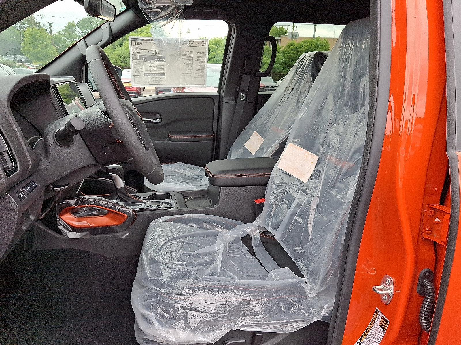 2025 Nissan Frontier PRO-4X - Photo 6