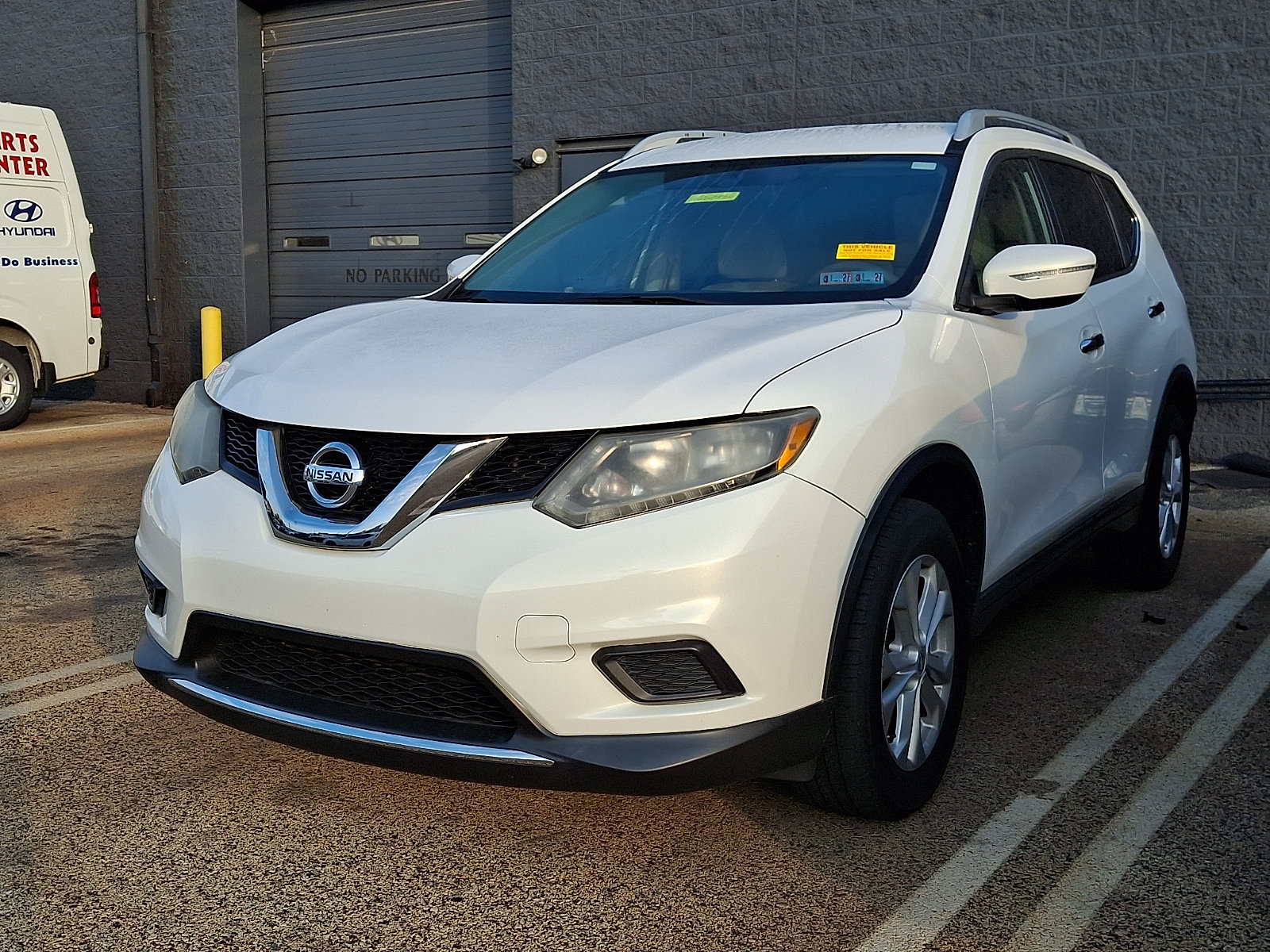 Used 2014 Nissan Rogue SV with VIN 5N1AT2MV4EC750547 for sale in Conshohocken, PA