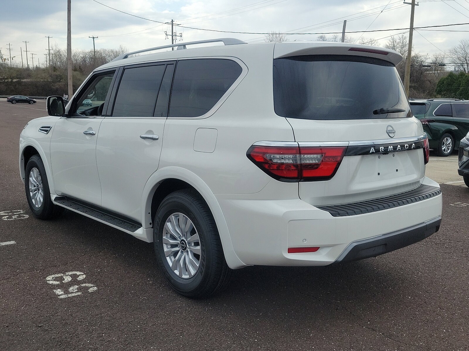 2024 Nissan Armada SV photo 3