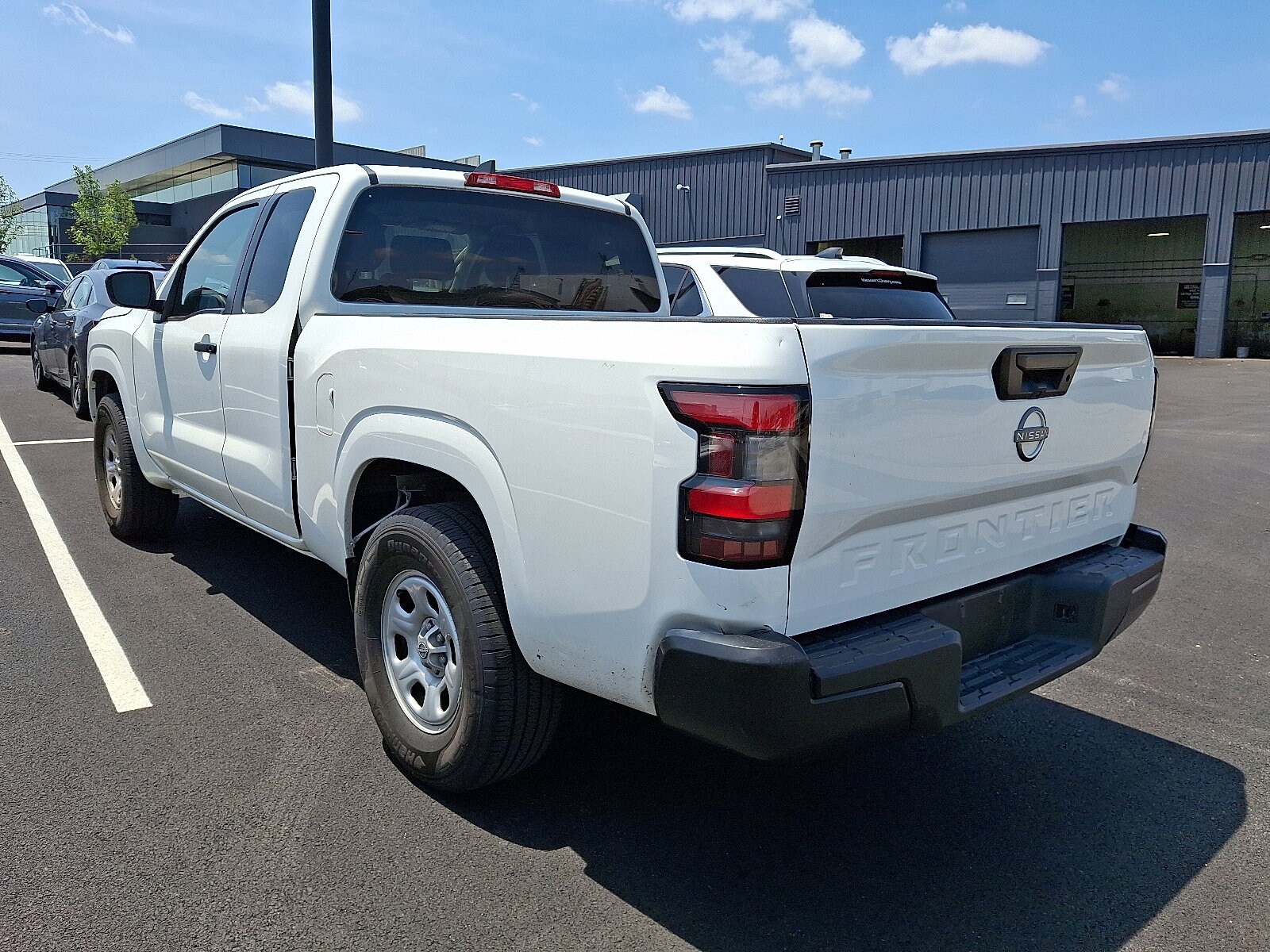 2024 Nissan Frontier S King Cab photo 3