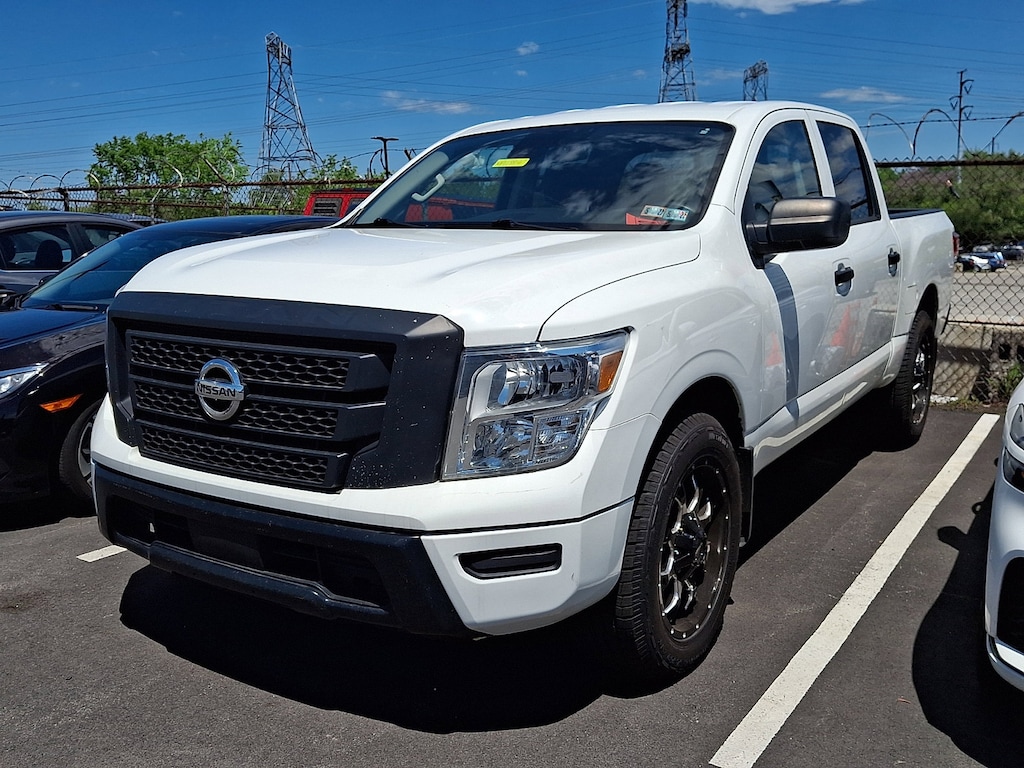 Used 2022 Nissan Titan S Truck Crew Cab