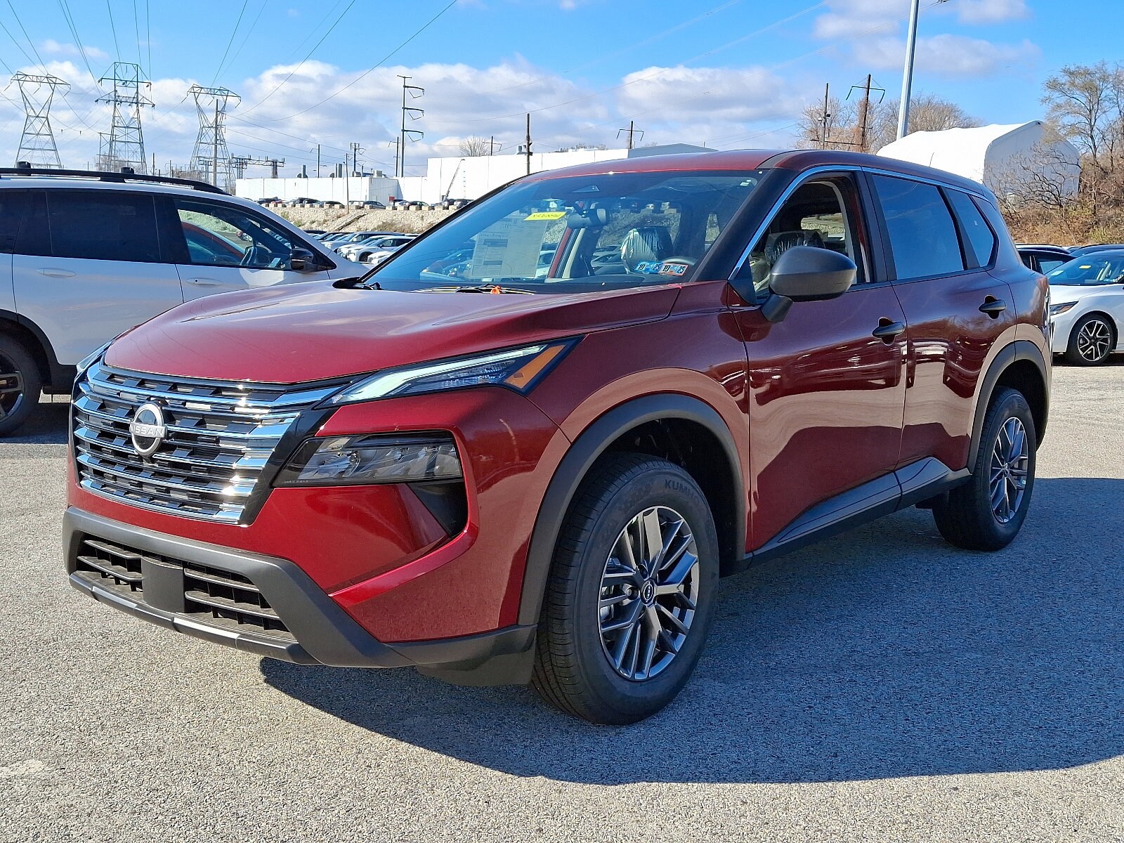 2025 Nissan Rogue S photo 2
