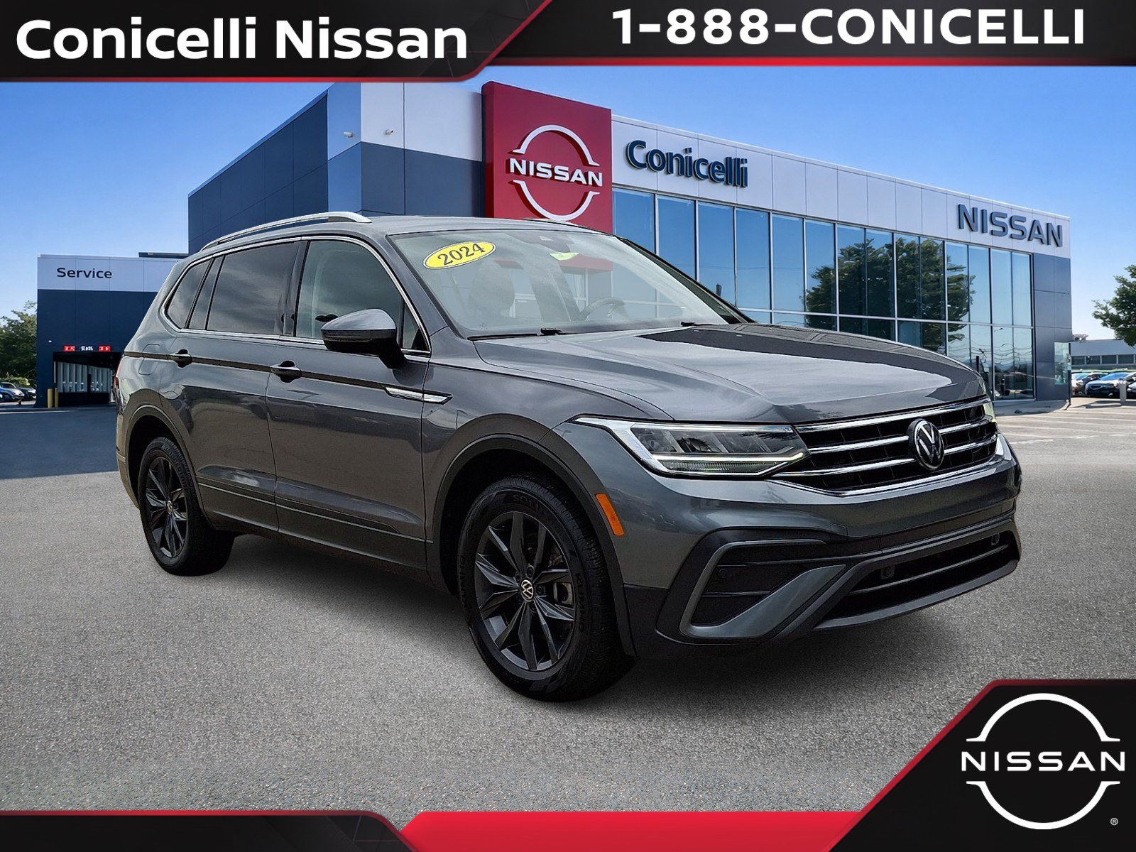 Used 2024 Volkswagen Tiguan SE with VIN 3VV3B7AX7RM049915 for sale in Conshohocken, PA