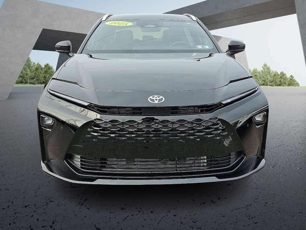 Certified 2025 Toyota Crown Signia Limited Sport Utility