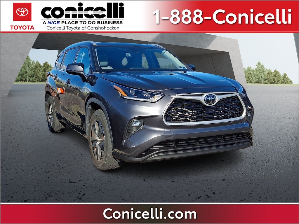 Used 2022 Toyota Highlander XLE Sport Utility
