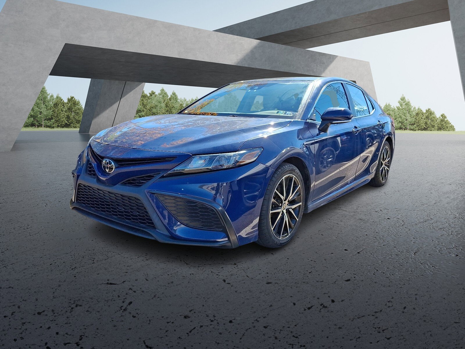 2023 Toyota Camry SE photo 2