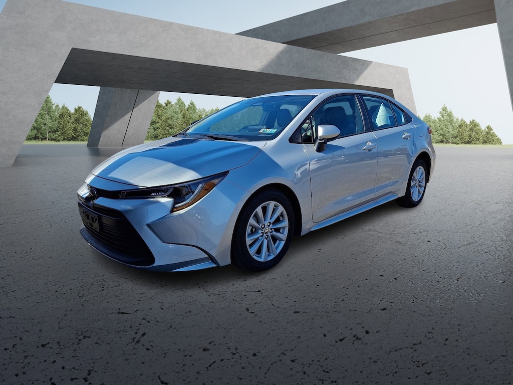 Certified 2025 Toyota Corolla LE Sedan