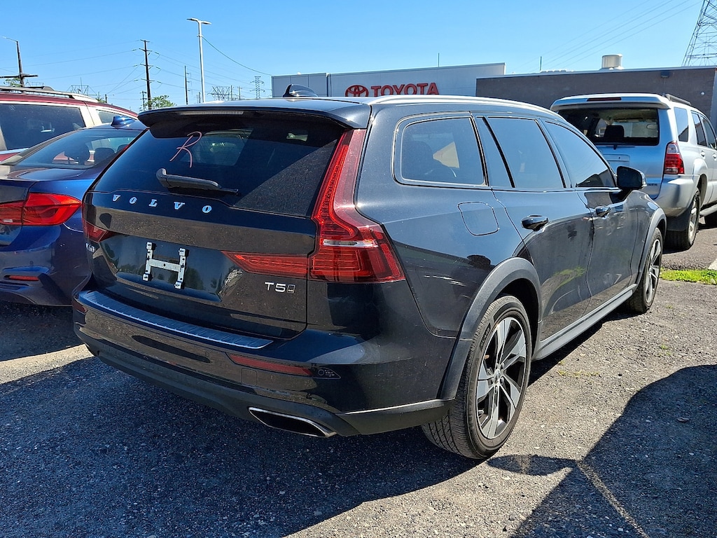 Used 2020 Volvo V60 Cross Country 4DR WGN AWD T5 Wagon