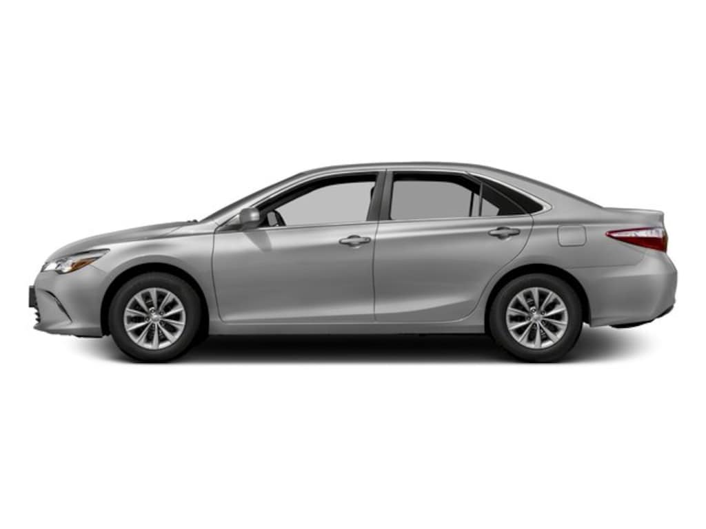 Used 2017 Toyota Camry LE Sedan