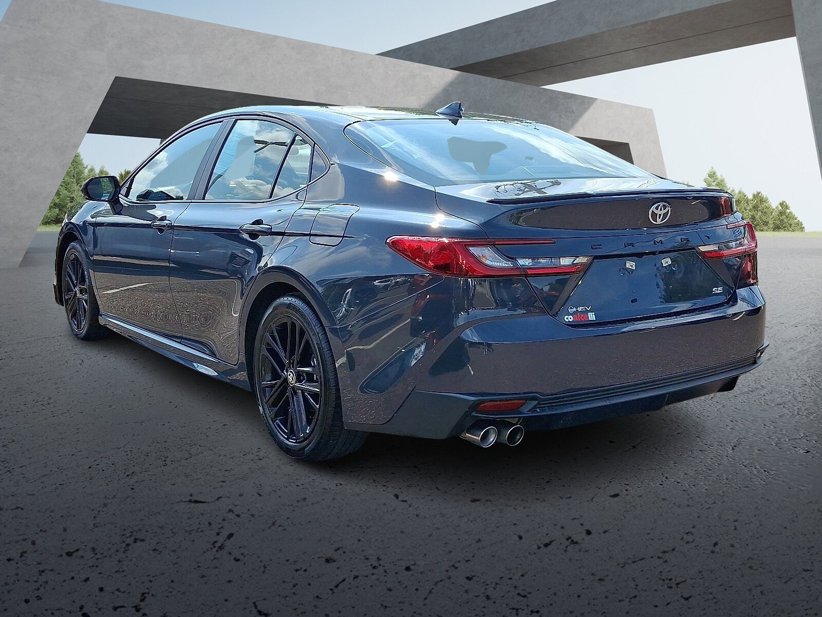 2025 Toyota Camry SE photo 4