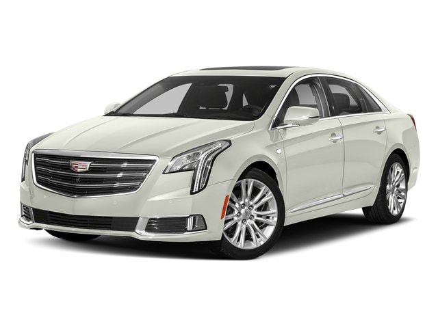 2018 Cadillac XTS Platinum's photo