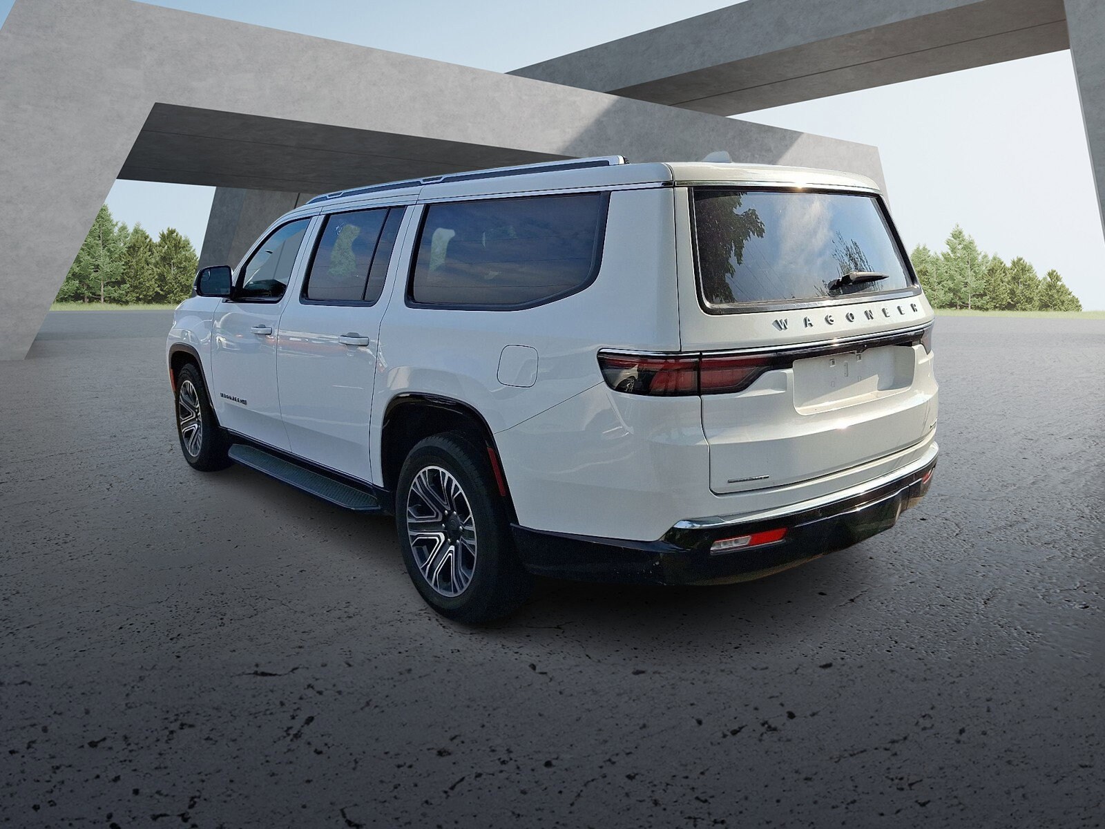 2023 Jeep Wagoneer L Series II photo 3